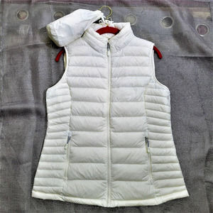 Hooded Puffy Vest White #0997